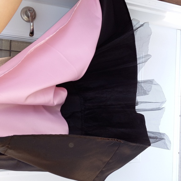 Fairweather Gorgeous Black/Powder Pink Formal Maxi Flared Gown Size 4 Excel.Cond - Picture 10 of 11